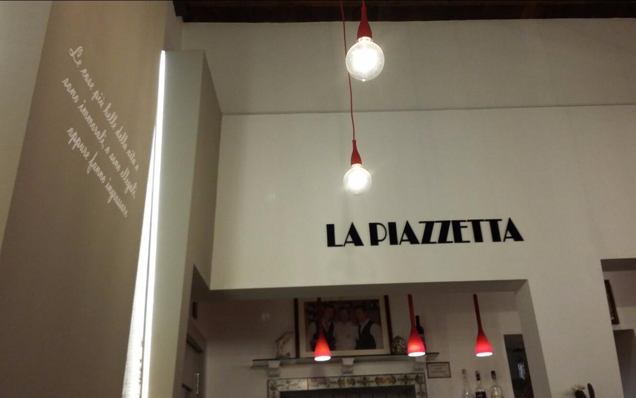 Affittacamere La Piazzetta 칼타기론 외부 사진