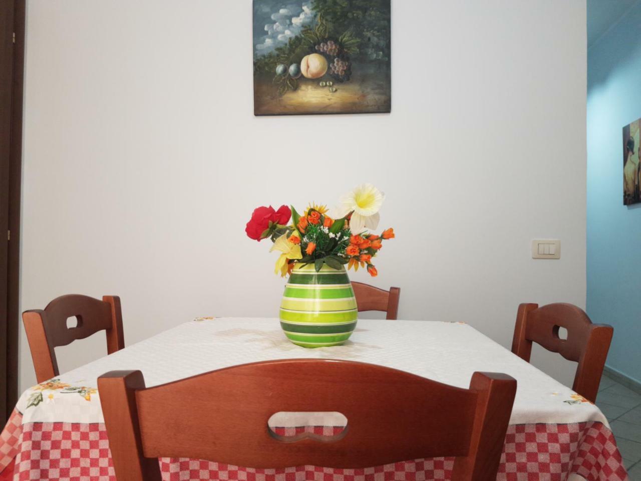 Affittacamere La Piazzetta 칼타기론 외부 사진